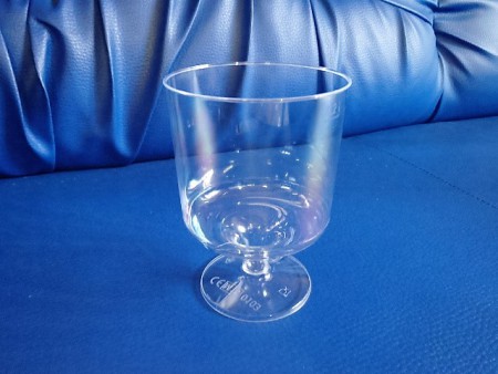 Kelímek na víno 0,2l